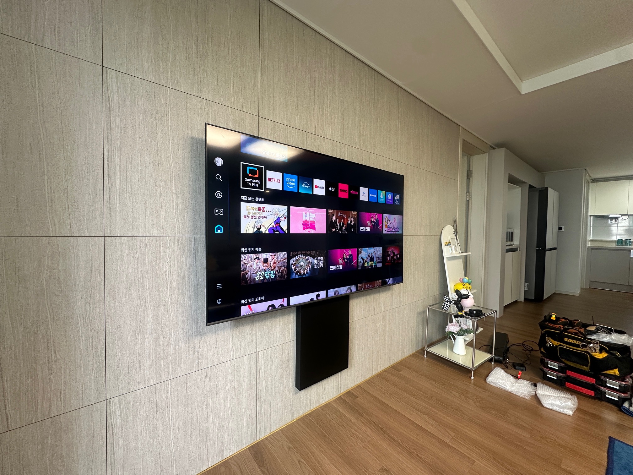 e편한세상 태전2차 75인치 벽걸이TV 설치 시공 사진 4